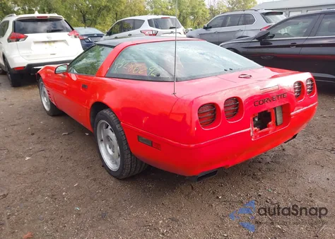 1993 Chevrolet Corvette z USA, uszkodzony, nr VIN 1G1YY23P6P5110282